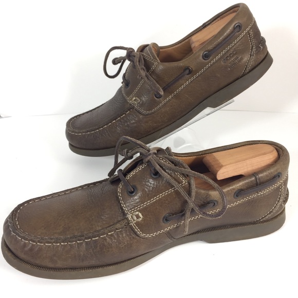 ecco boat shoes